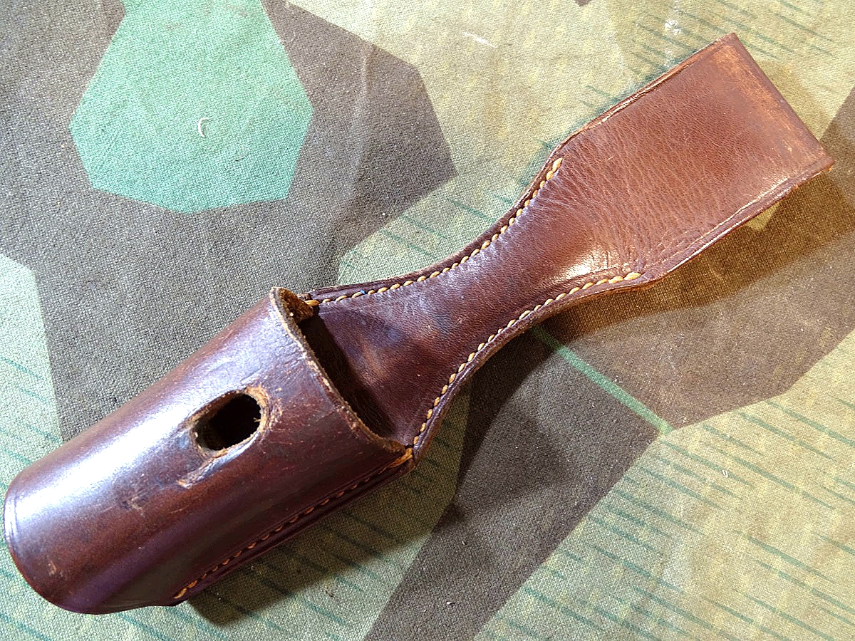 Luftwaffe / Kriegsmarine : Brauner Leder Ausgeh Koppelschuh für Extra Seitengewehr 98, sehr guter Zustand. 
