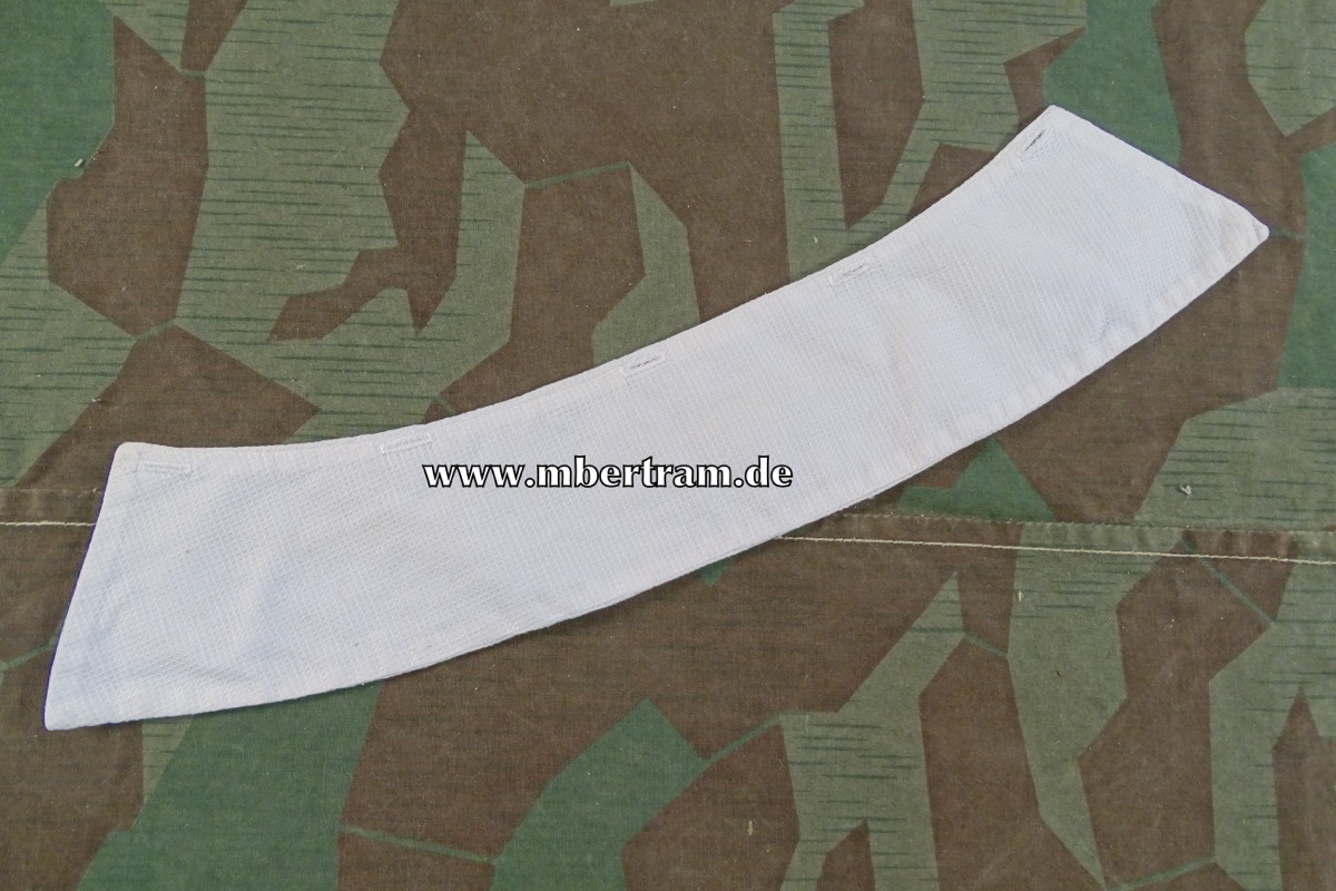 Kragen zu Krankenschwesterntracht, ggf. 40er Jahre. Ca. 36x8cm, Gewaffelter Stoff
