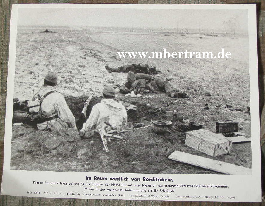 Westlich Berditschew, 2 tote Sowjets, 2m v.dt. Stellung 1944
