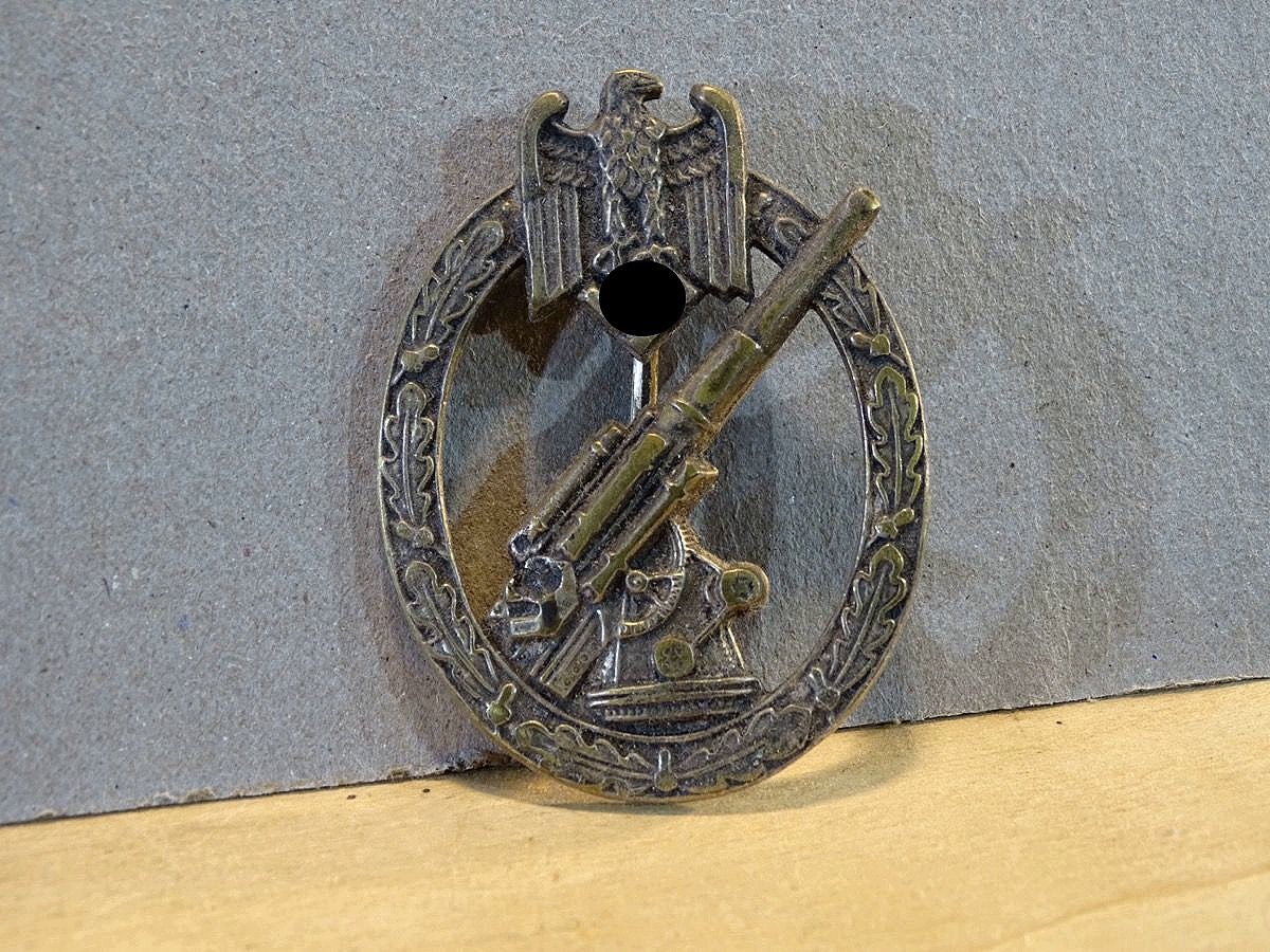 Replik:  Flakkampfabzeichen des Heeres Hersteller W.H. Wien