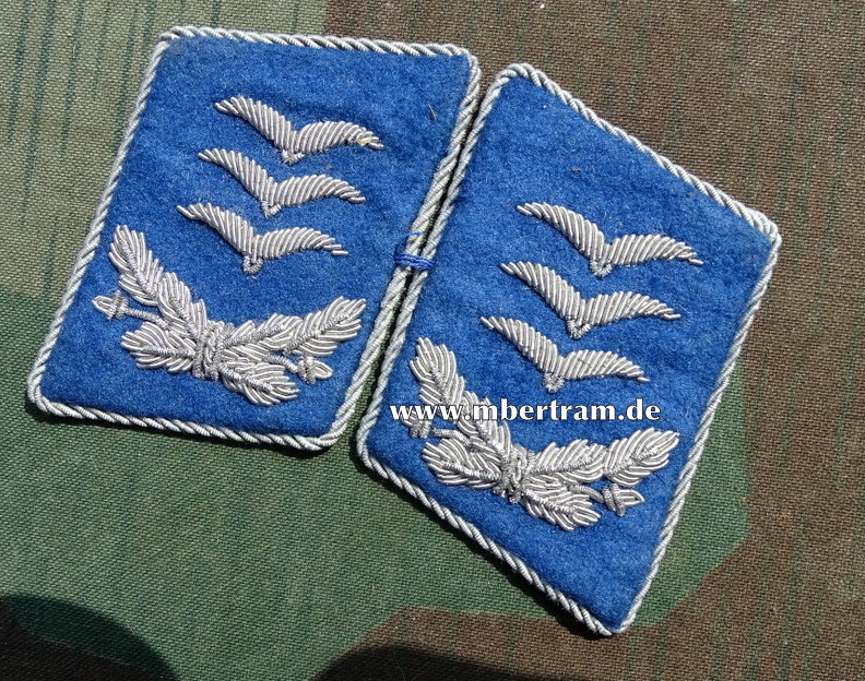 Paar Kragenspiegel, Luftwaffe, Stabsarzt/ Hauptmann