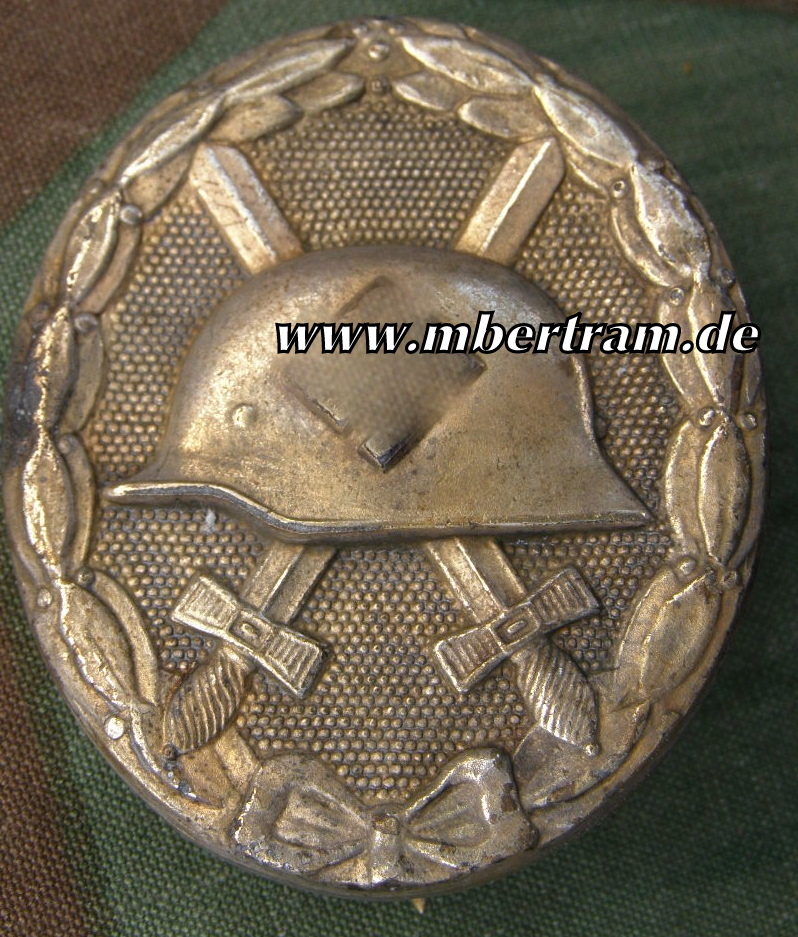 Verwundetenabzeichen 1939 in gold, Hst: L/11 Deumer