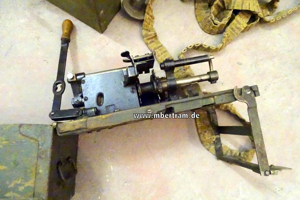 13015-6 Deko MG Schwarzlose 07/12, 1. Weltkrieg mit Lader und 2 Gurtkästen, Selten !