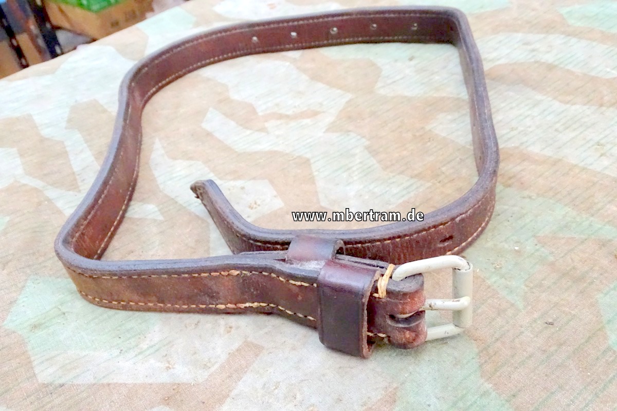 WH Kavallerie Sielengeschirr 25 Scherriemen, Leuner GmbH/Bautzen 1940, ca 110cm