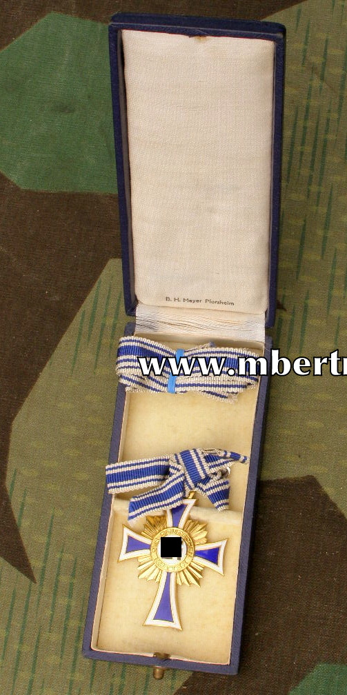 Mutterkreuz in gold an Bandschleife  mit Etui