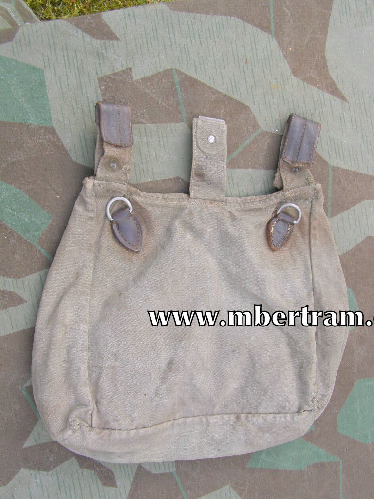 Waffen SS / Wehrmacht: Brotbeutel: Feldgrauer Stoff 1941.