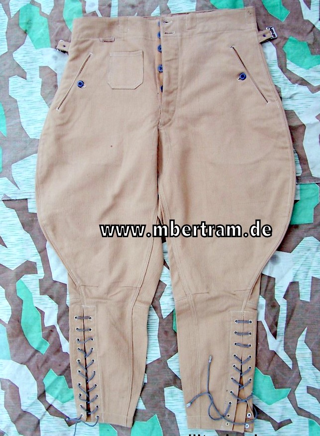 Afrika Korps / Südfront Breecheshose für Offiziere in Feinkord, seltenere Ausführung, schöner Zustand