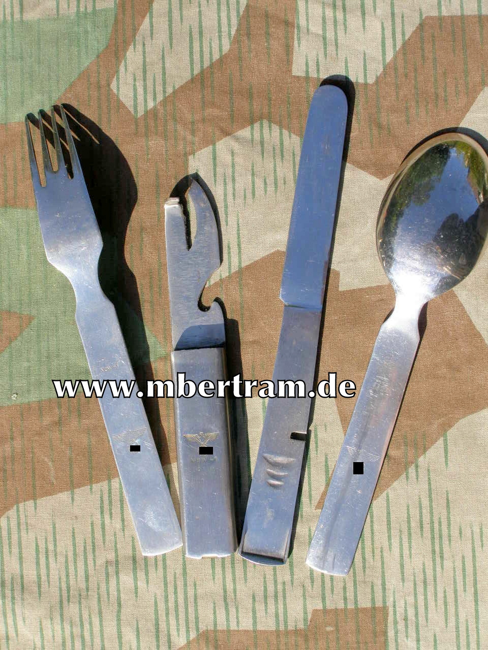 Wehrmachts Feld Essbesteck, 4-teilig in Halterung, "V.S.W. 41"