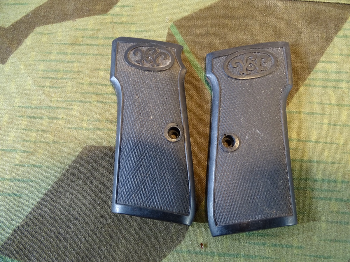 Grippanels Walther Mod.6 Kal. 9 Para