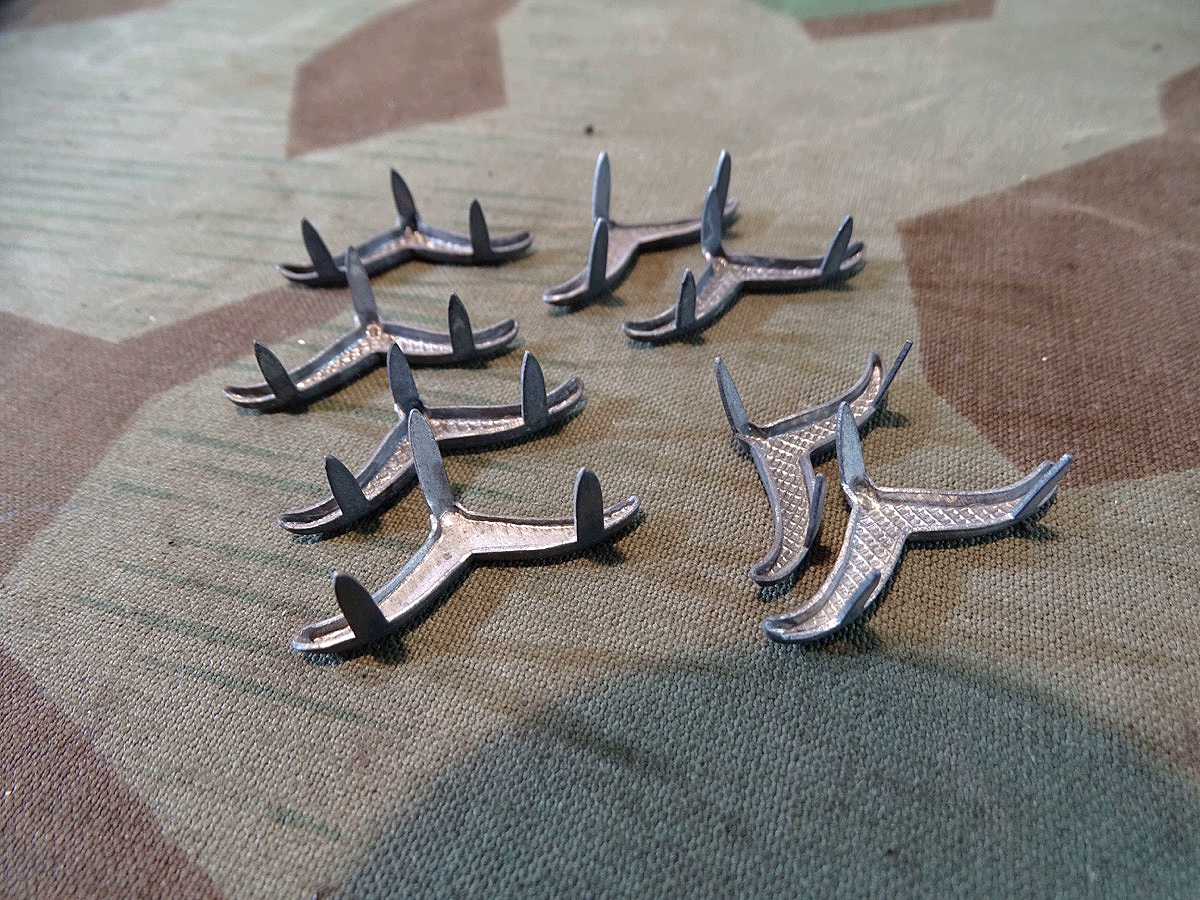 8 Kragenspiegel Schwingen Luftwaffe, in gleicher Optik, bis zum Rang Oberfeldwebel