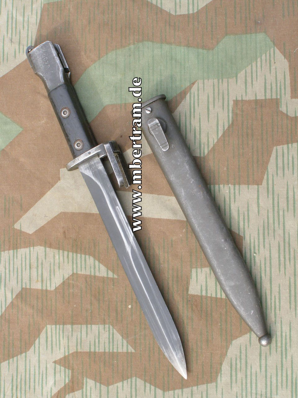 Belgien, Bajonett M 1953 für das FN FAL Sturmgewehr.