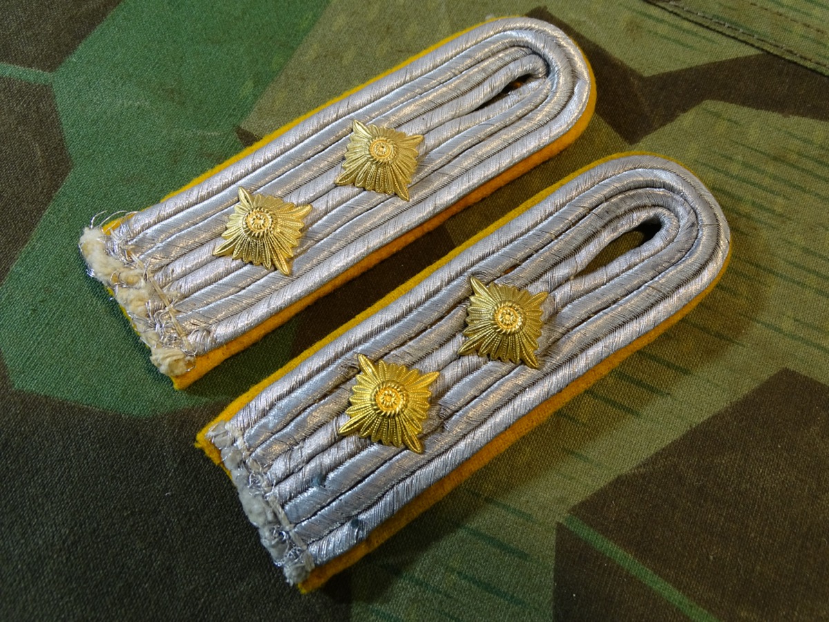 Paar Schulterklappen Luftwaffe Hauptmann, fliegende Truppe oder Kavallerie, zum einnähen