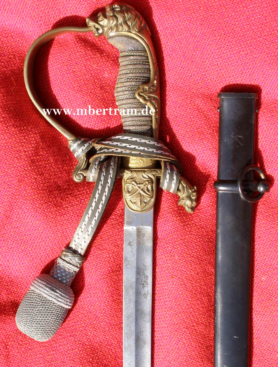 10384-1 Infanterie Offizierssäbel, Löwenkopfgriff, gekreuzte Säbel