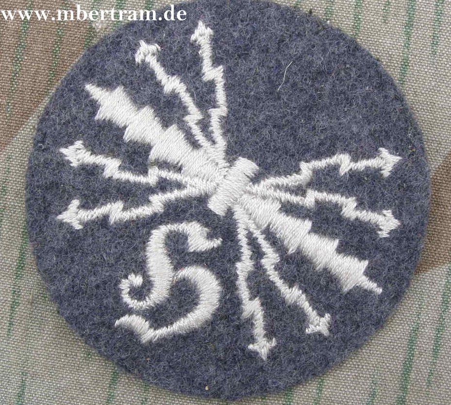 Luftwaffe Ärmelabzeichen Horchfunker, maschinengestickt