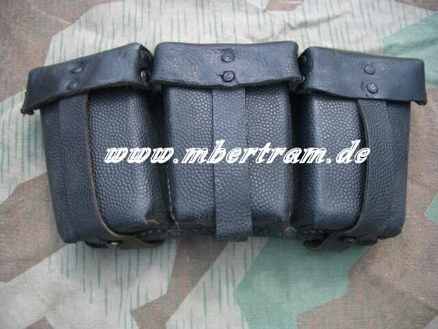 K98 3er Munitionstasche mit spätem Hersteller, "hud 1944"