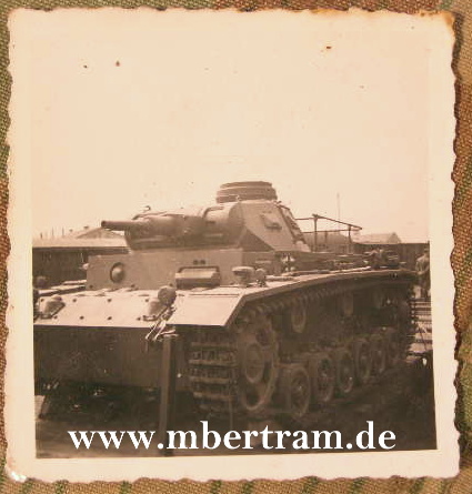 Foto Kampfpanzer 3 auf Bahntransport, ca 5,5x6cm.