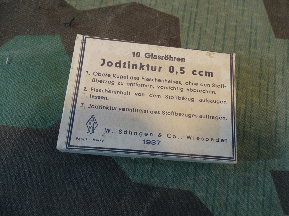 Wehrmacht Sanitätsmaterial: 10 Glasröhren Jodtinktur, 0,5ccm, Söhngen 1937