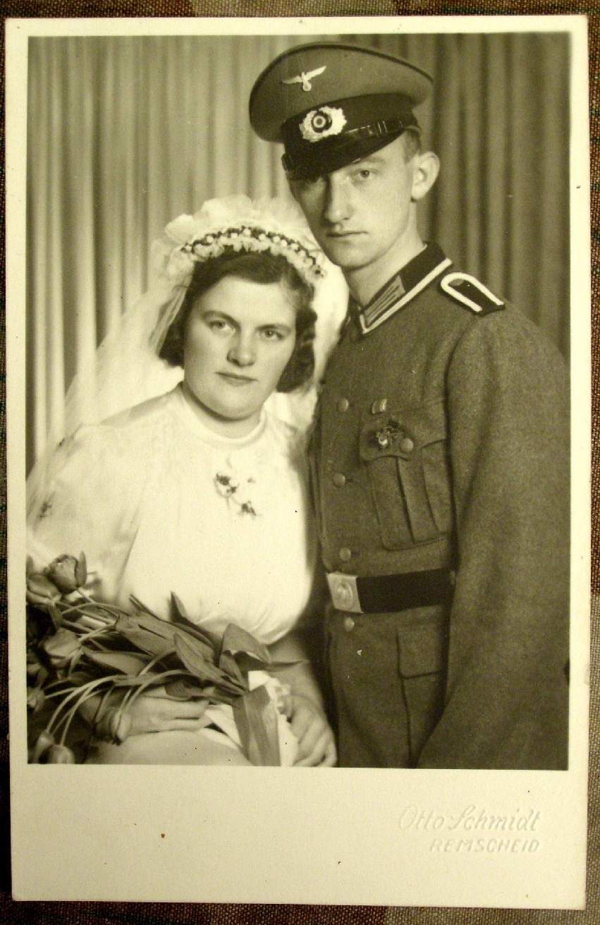 WH Uffz. M 36 Jacke, Einh.Kragensp., EK 2, Schirmmütze, 42