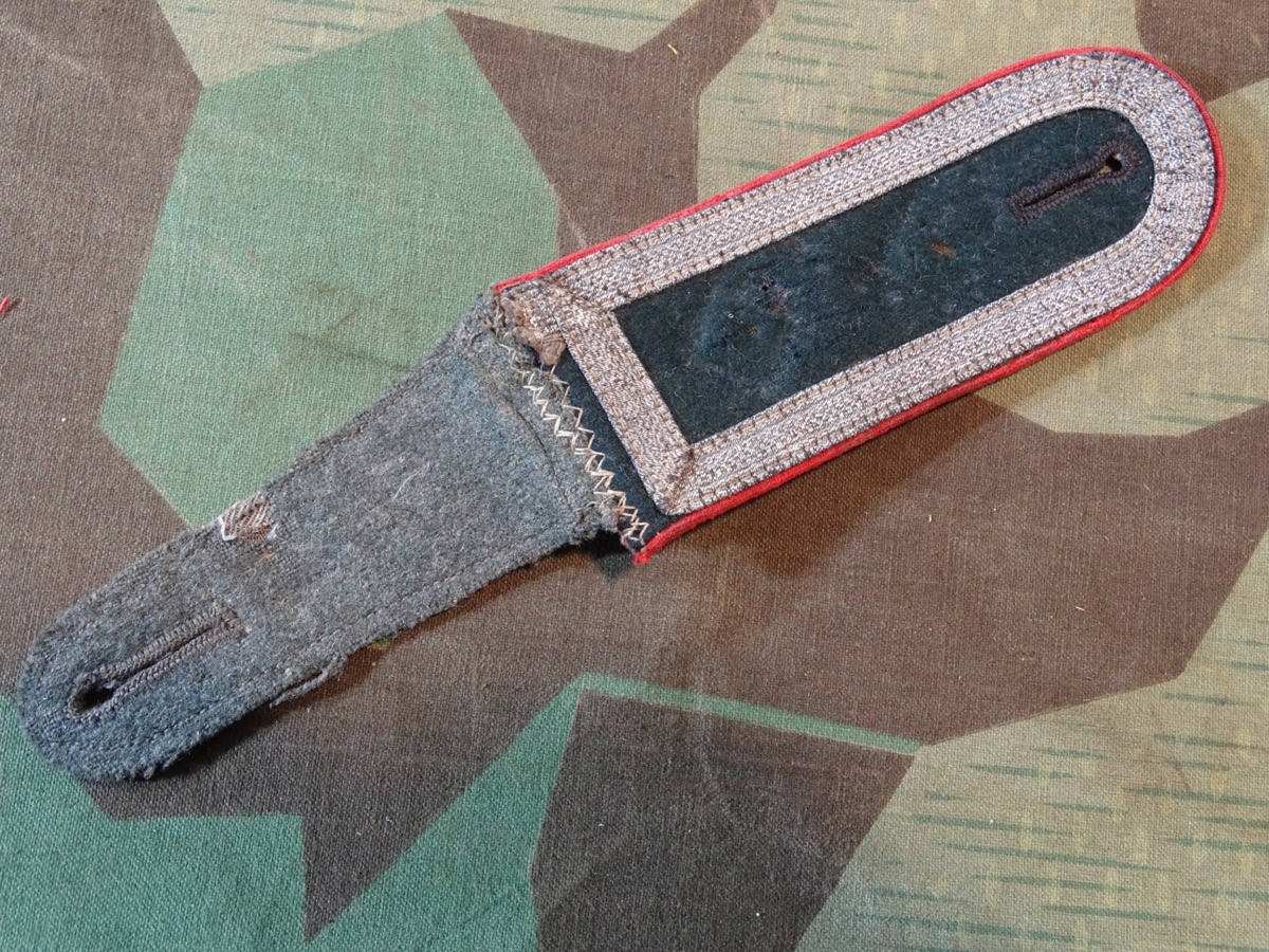Schulterklappe Wehrmacht Mannschaften Heer Artillerie Unterfeldwebel zum aufschlaufen