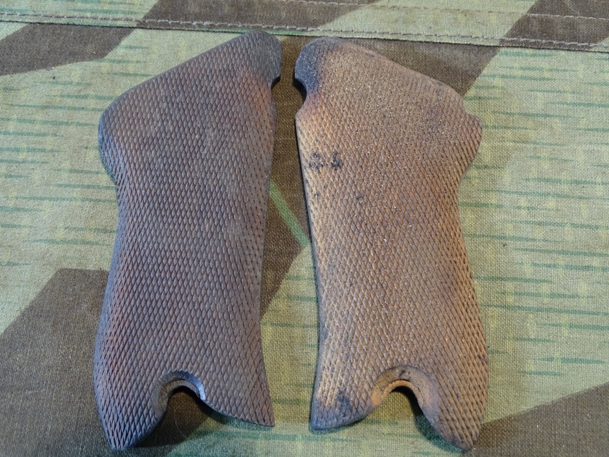 Pärchen Original P 08 Griffschalen. Holz, gebraucht
