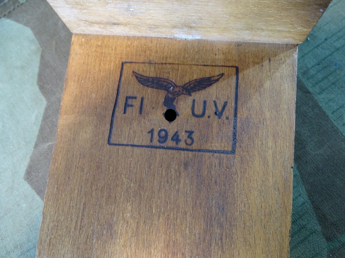 Stiefelknecht / Stiefel Auszieher Luftwaffe der Wehrmacht 1943, schöner Brand Stempel 