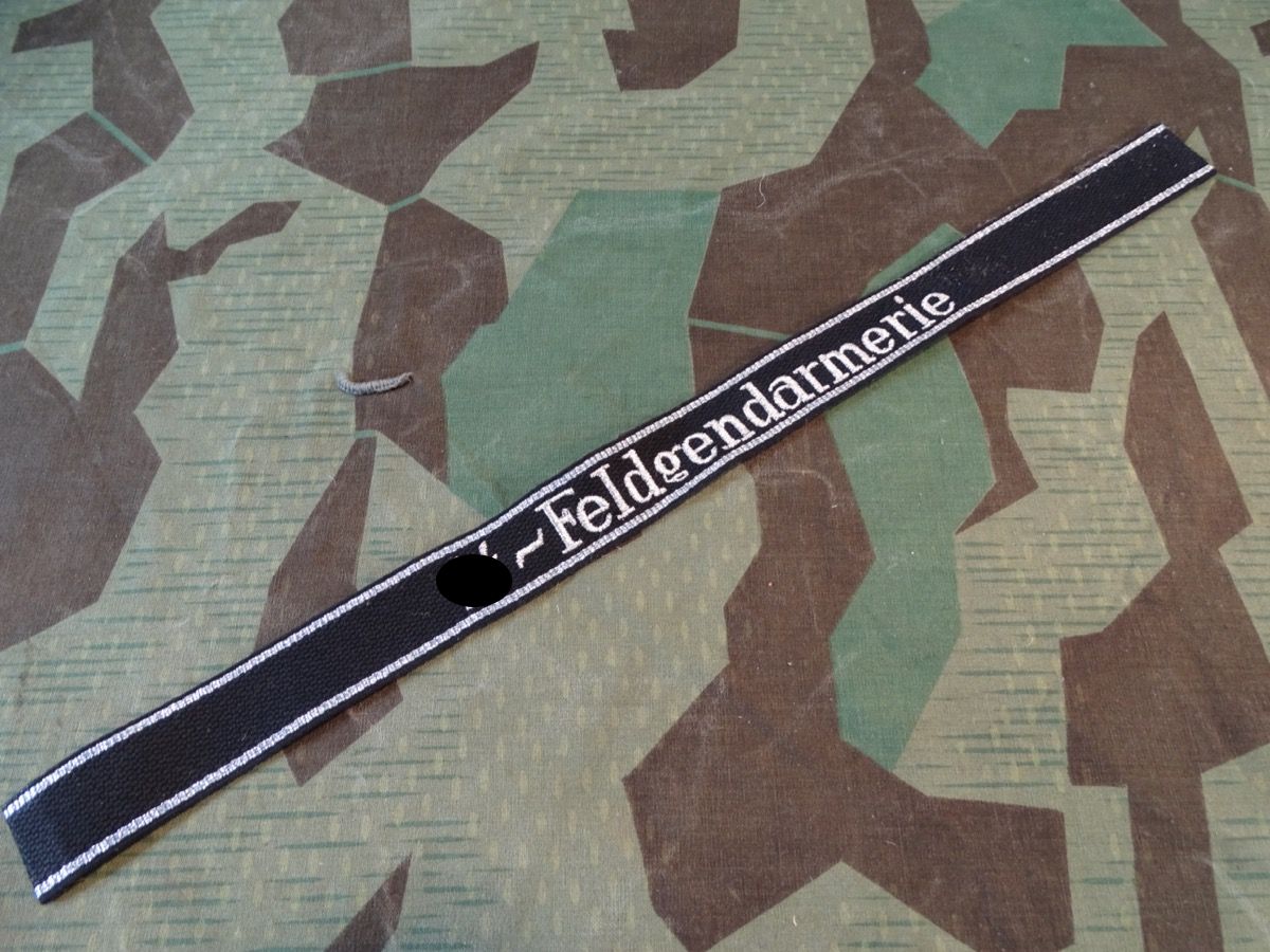 Replik:  Ärmelband Offizier SS Feldgendarmerie, gestickte RZM Version