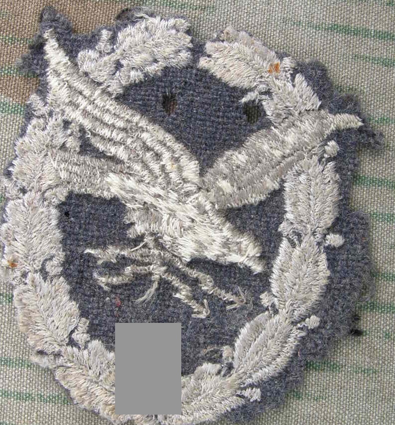 Fliegerschützenabzeichen mit Blitzbündel, gestickt