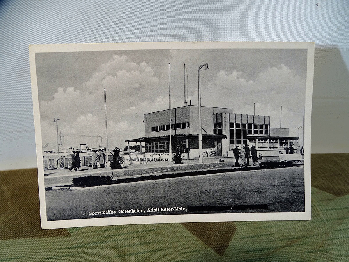 Ansichtskarte 3. Reich Gotenhafen (Gdingen /Gdynia)  Adolf Hitler Mole mit Sport Kaffee