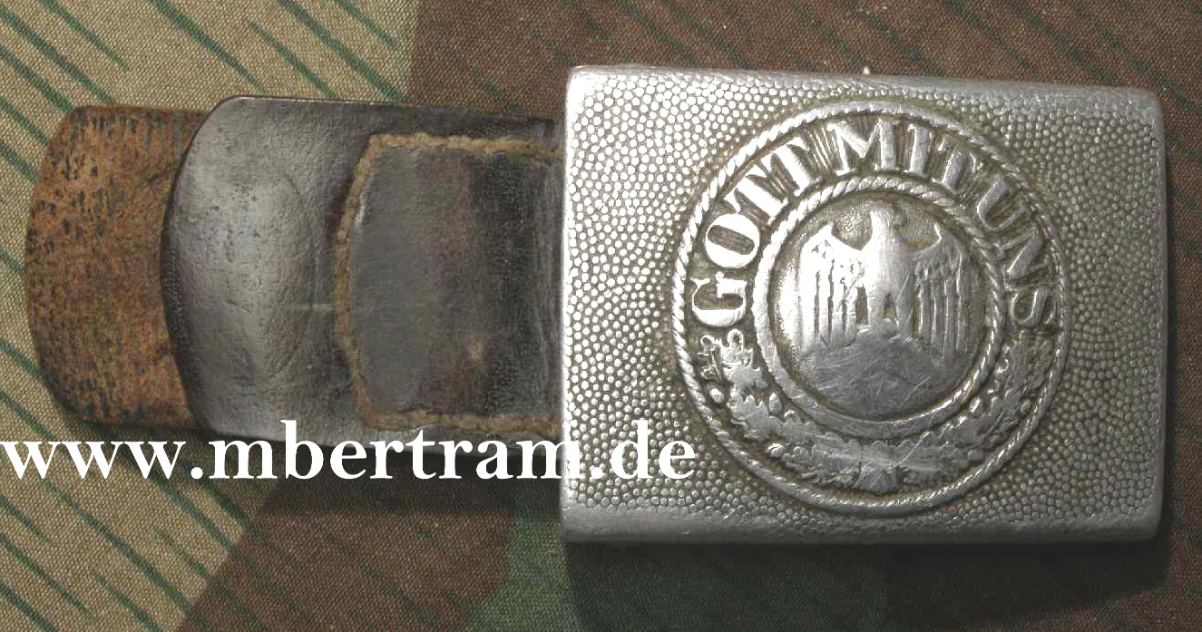 WEHRMACHTS KOPPELSCHLOSS ALU, ENTNAZT, Lederlasche