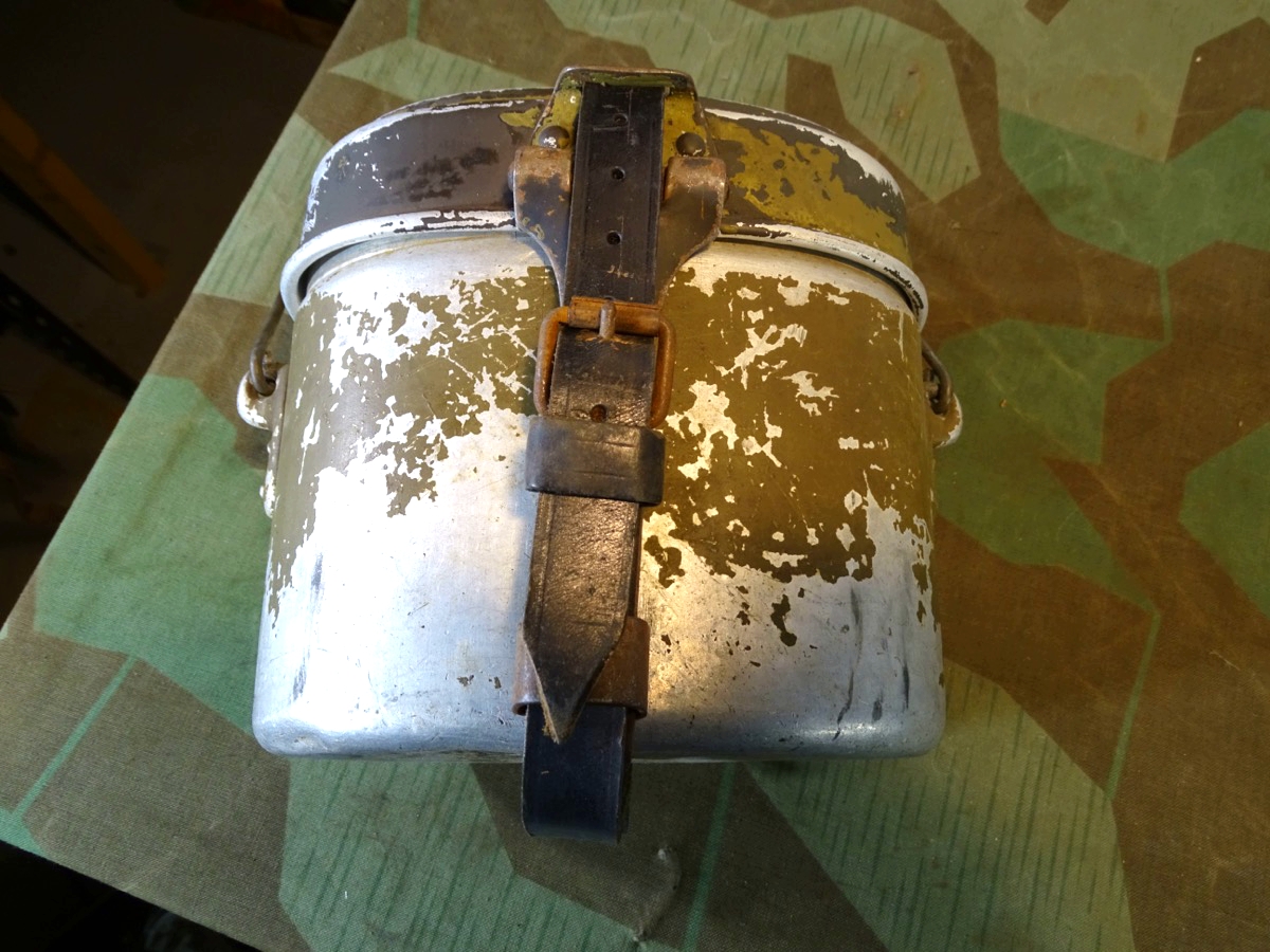 Wehrmacht Kochgeschirr, Packriemen, nummerngleich WAL 40, ( Westf. Aluminiumindustrie Lüdenscheid)