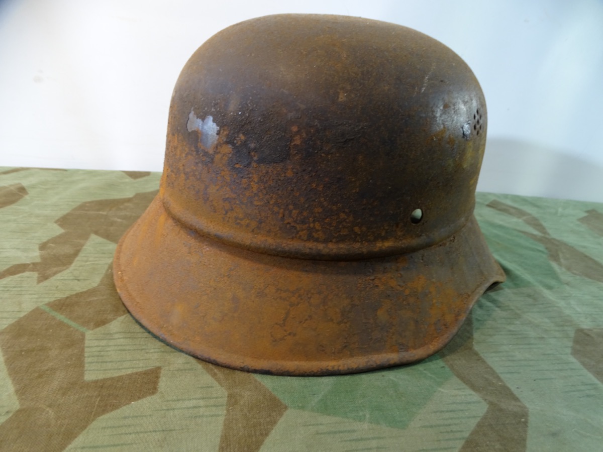 Original Luftschutz Helmglocke Gladiator Form, rauchgeschwärzt 