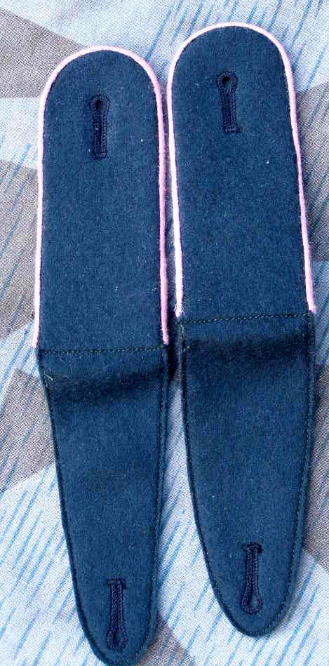 Replik: Pärchen Schulterklappen Schütze " Panzereinheit