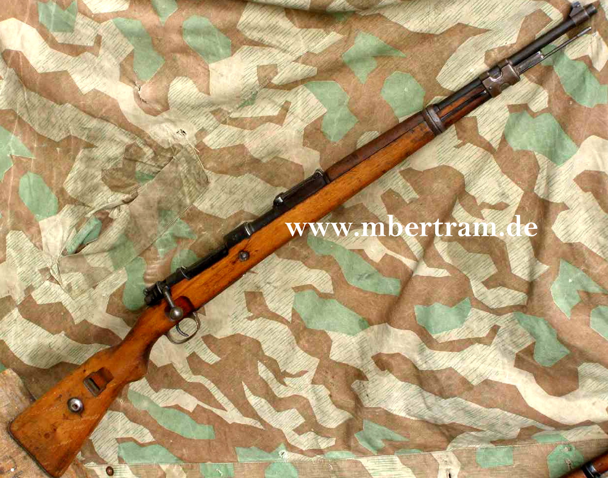Wehrmachts Deko K 98, S/42, Mauser 1937, fast Nummerngl.