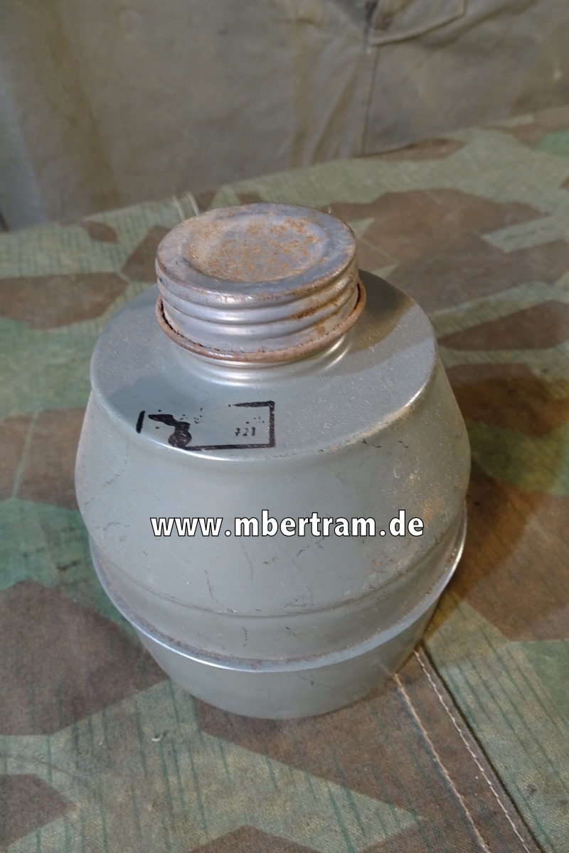 Luftschutz Filter für tschechische Beutegasmaske mit Schraubkappe