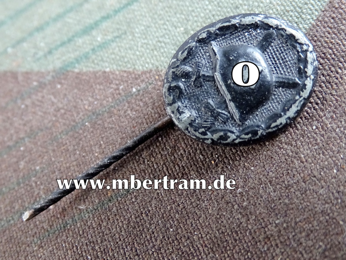 Miniatur Verwundeten Abzeichen in schwarz 1939 16 mm, an Nadel