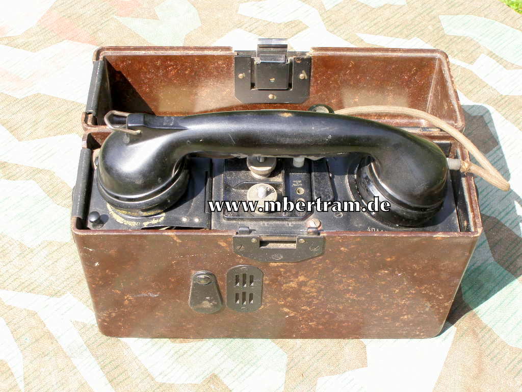 WH Feldtelefon, Baujahr 1940, sozusagen nummerngleich