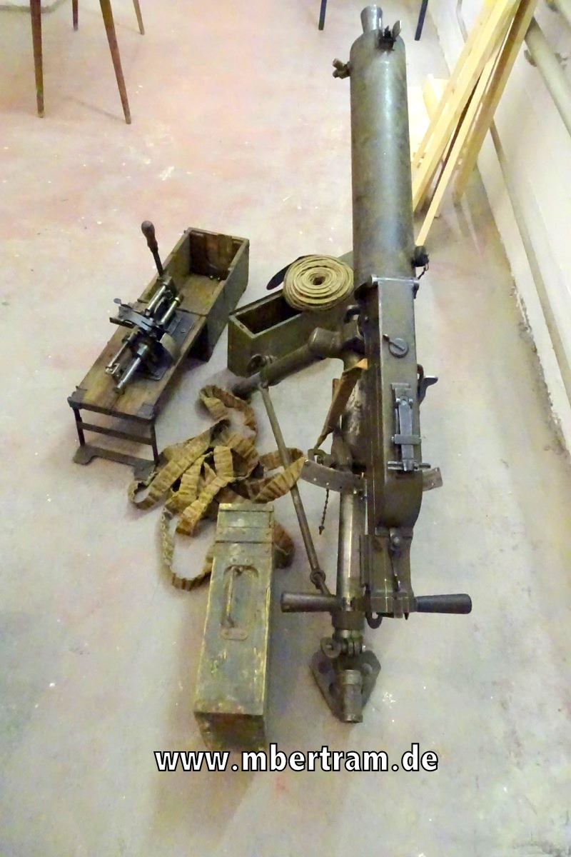 13015-3jDDuJkGp3ypQd Deko MG Schwarzlose 07/12, 1. Weltkrieg mit Lader und 2 Gurtkästen, Selten !