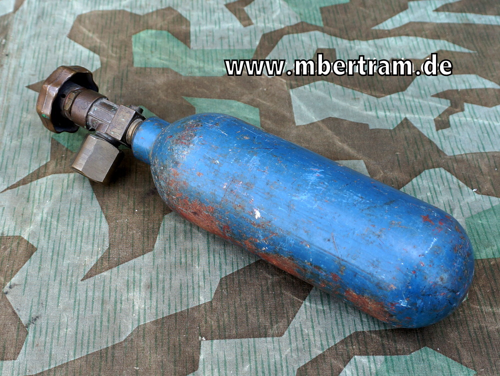 Sauerstoffflasche der Luftwaffe für Jagdfliege von 1941