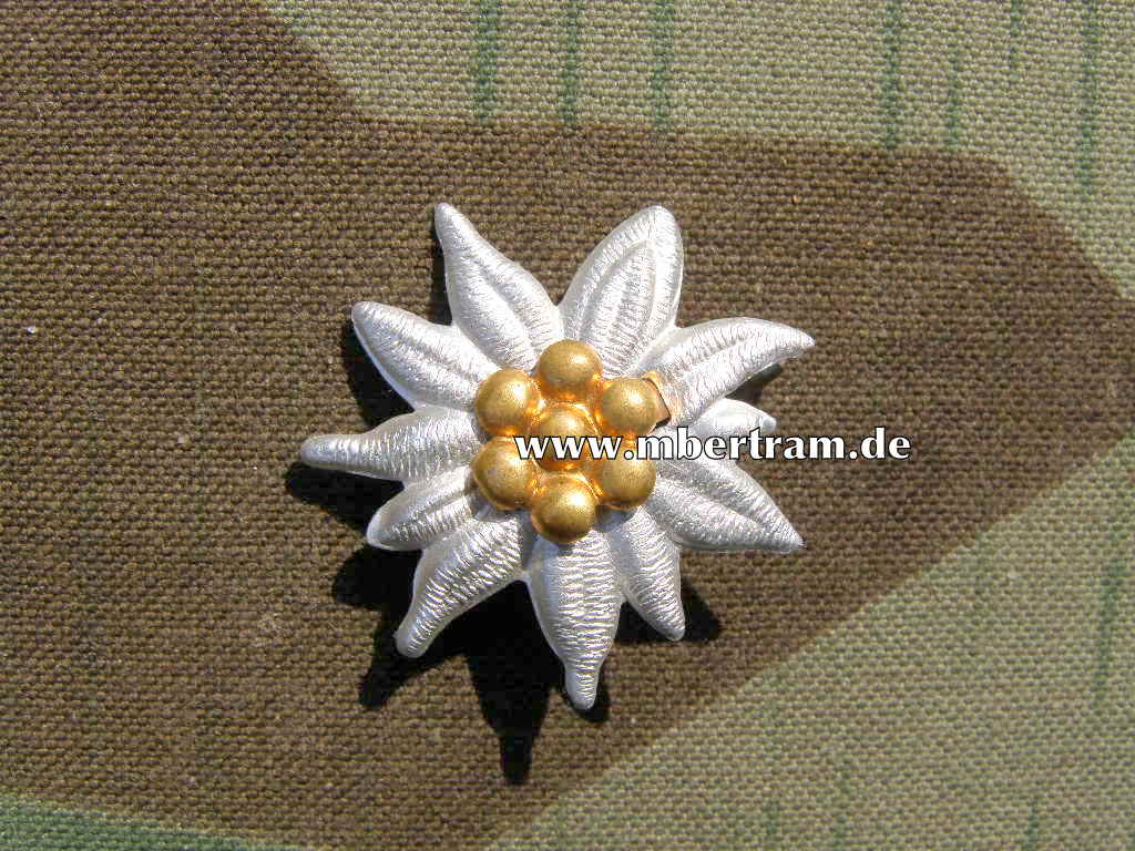 Schirmmützenabzeichen Gebirgsjäger (Edelweiß)