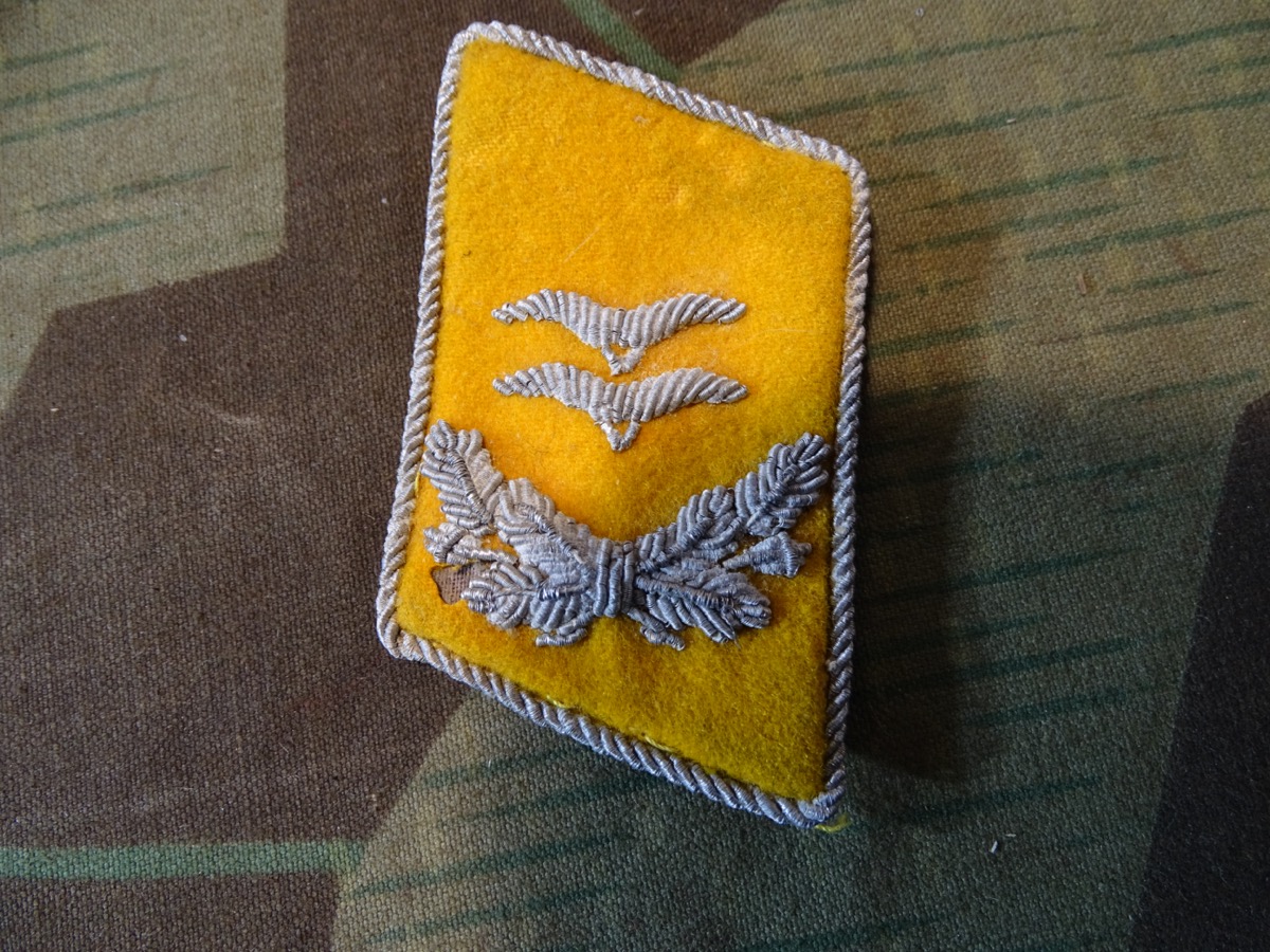 Kragenspiegel Luftwaffe fliegende Truppe, Oberleutnant