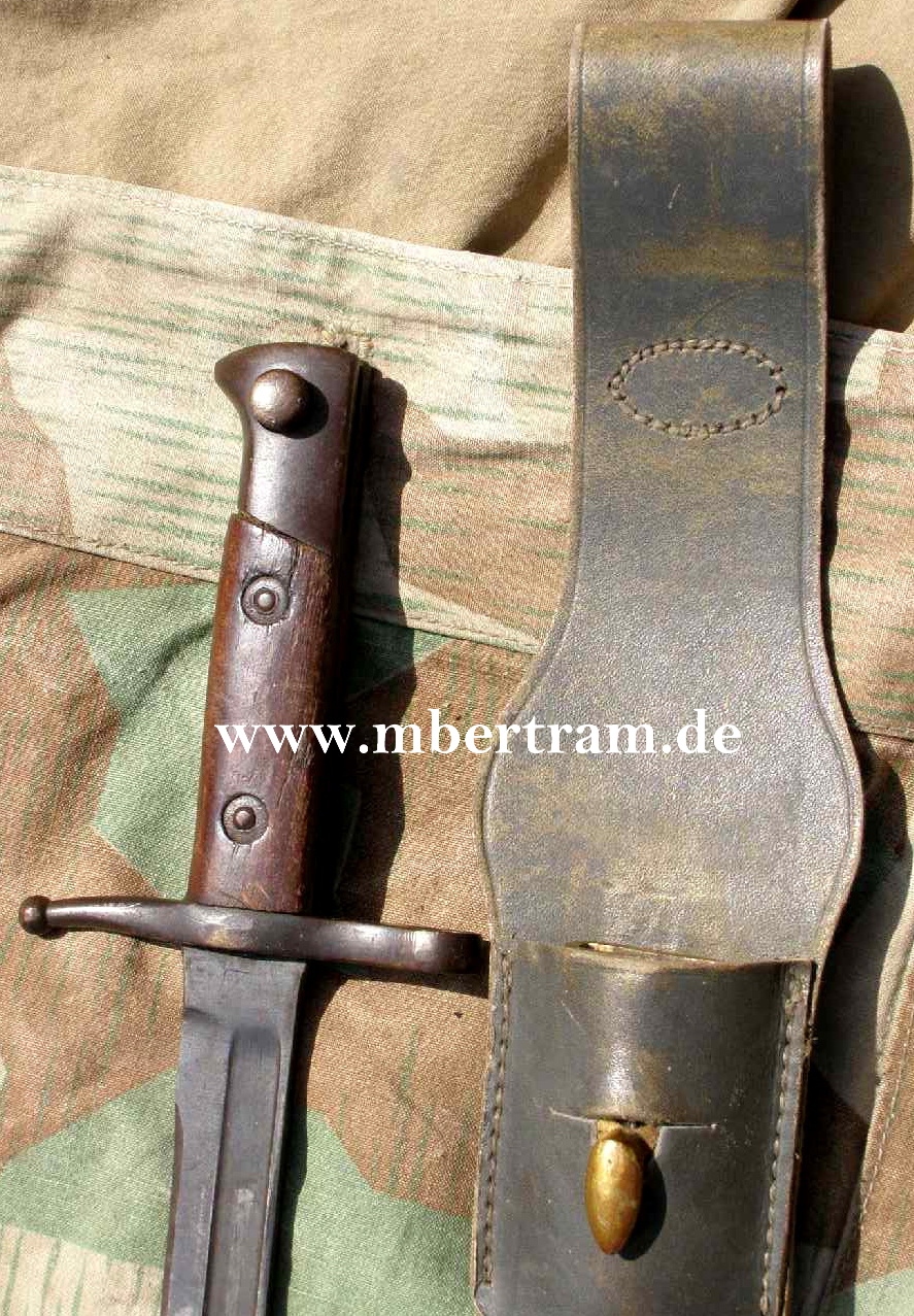 Italien Bajonett M 1891, Lederscheide/Messing, Koppelschuh