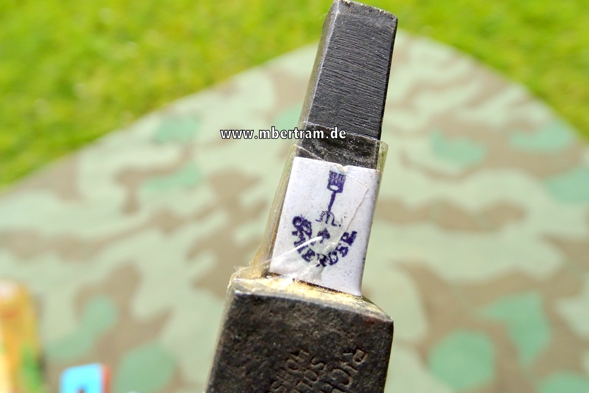Hersteller Prägestempel der Fa. F. Herder, Solingen " Pik Ass"