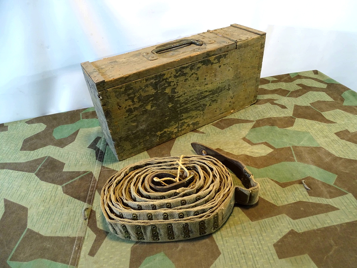 Holz Patronenkasten / Gurtkasten  MG 08 mit Stoffgurt,  1. Weltkrieg
