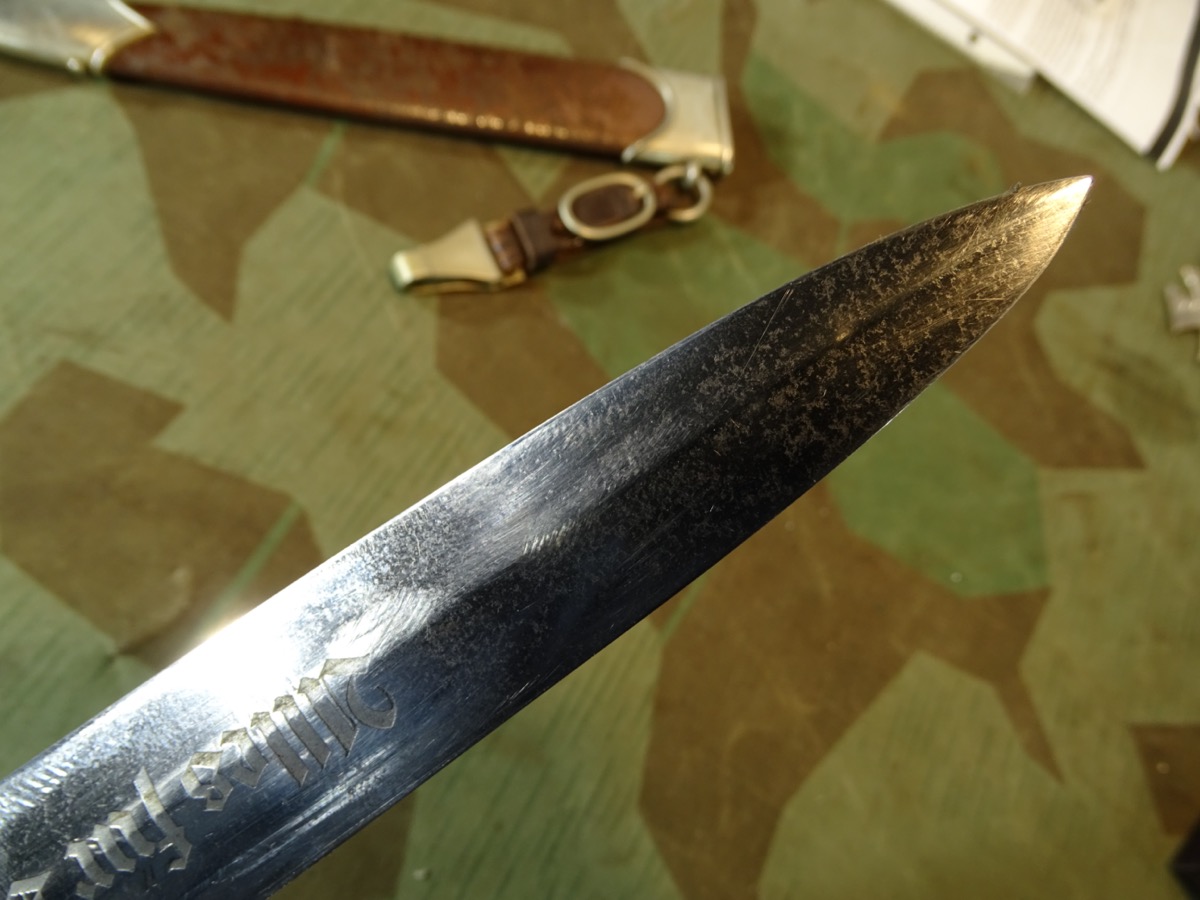 SA Dienstdolch M 33, Hersteller RZM M 7 / 66 1940, Eickhorn mit Gehänge