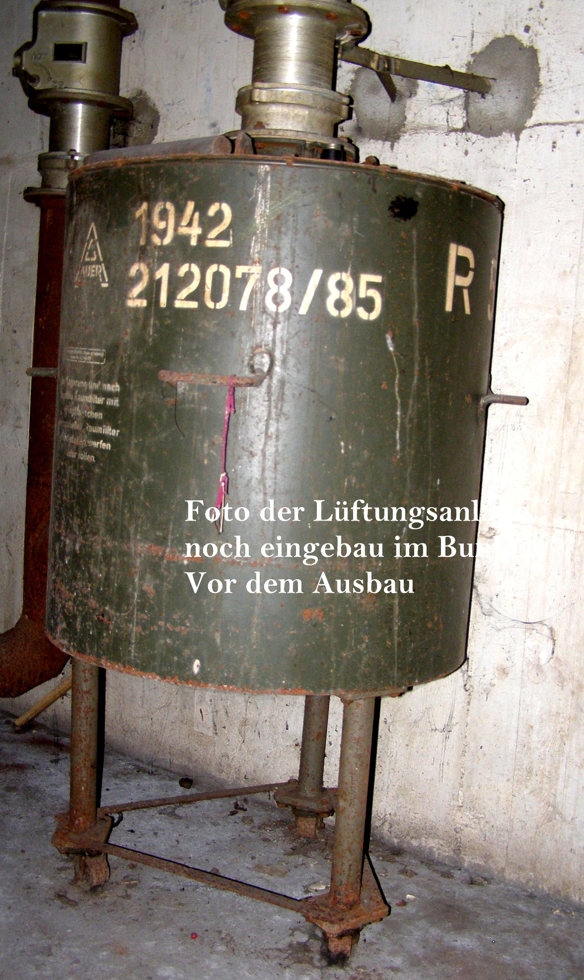 Filter für Bunker Lüftungsanlage, 1942, Anschlüsse