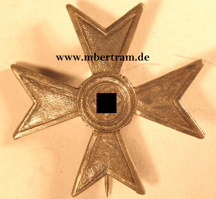 Replik: Kriegsverdienstkreuz 1. Klasse ohne Schwerter