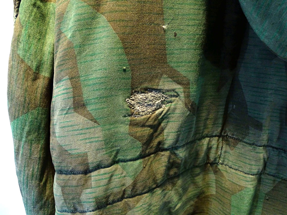 20950-7 Wehrmacht wendbare Wintertarnjacke, Splittertarn auf weiß, getragenes, ungereinigtes Stück