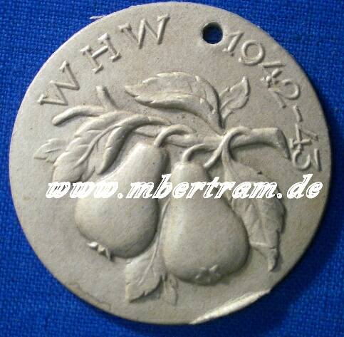 WHW Spendenbeleg, 1942-43 Pappabzeichen " Birne"