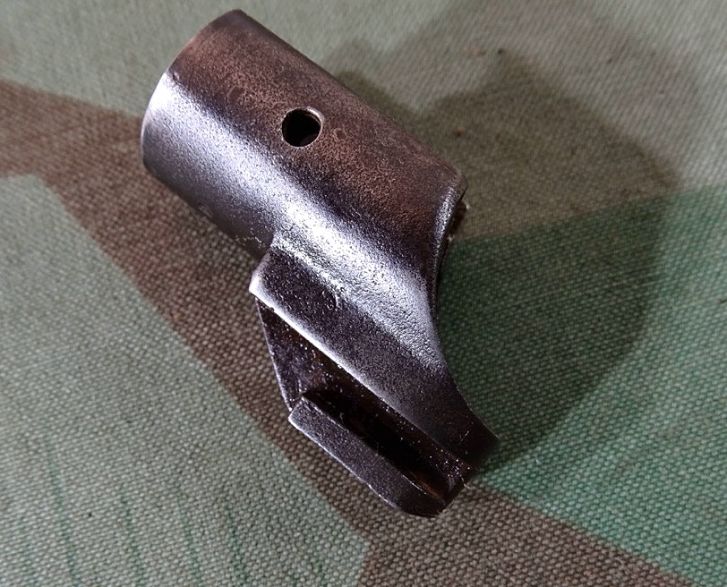 Adapter für Bajonetthalterung für den spanischen Mauser Karabiner 98/43 La Coruna  Adapter für Bajonetthalterung für den spanischen Mauser Karabiner 98/43 La Coruna