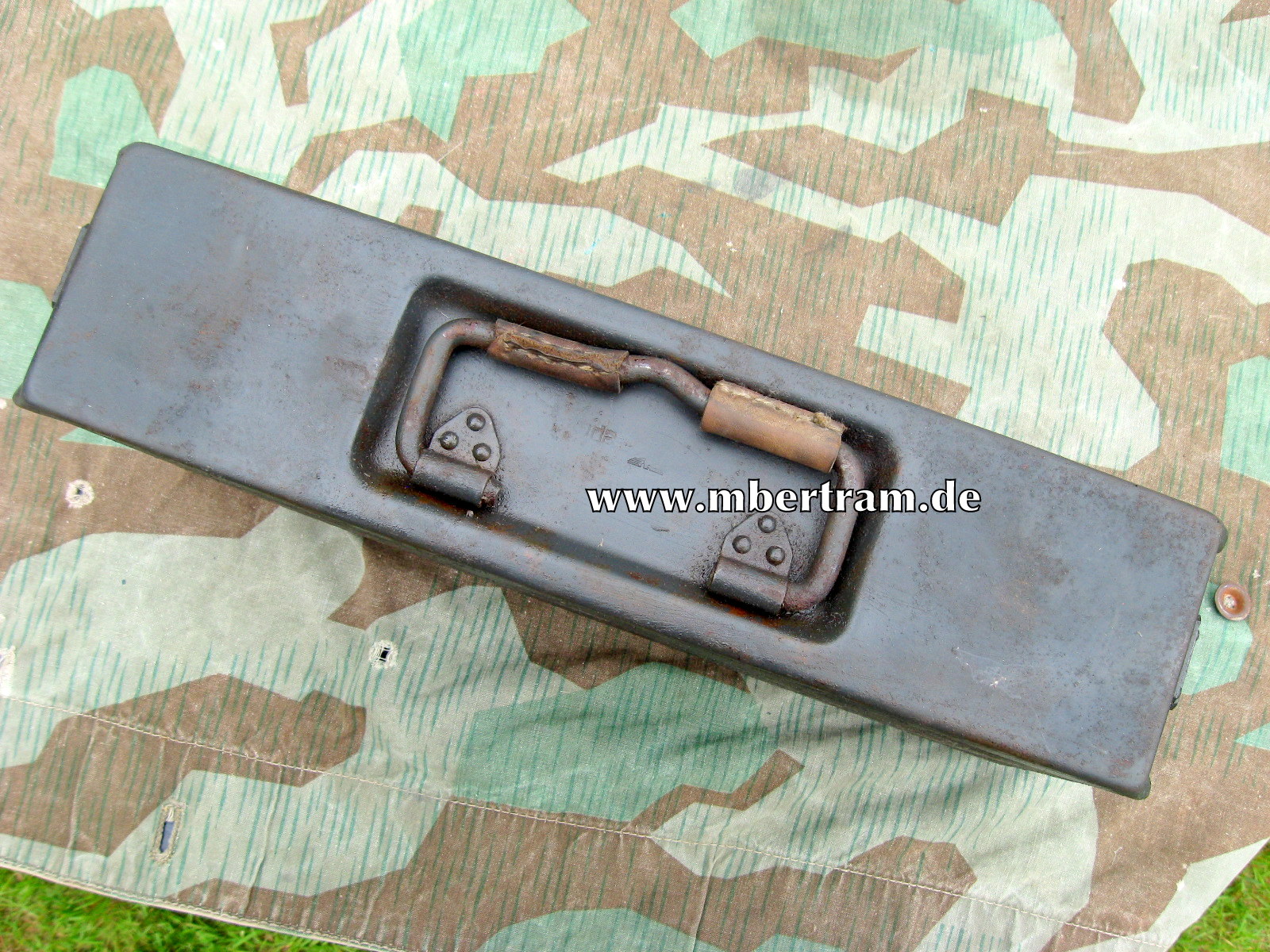 13053-7 Luftwaffe MG 34/42 Patronenkasten 41 "epi" Blaugrau